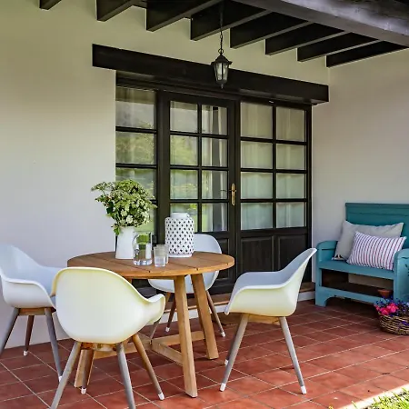 Entrenueces Appto1 * Camango