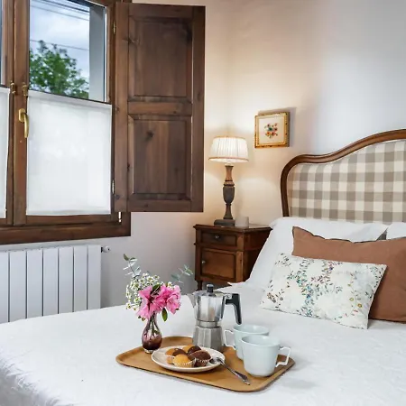 Entrenueces Appto1 * Camango